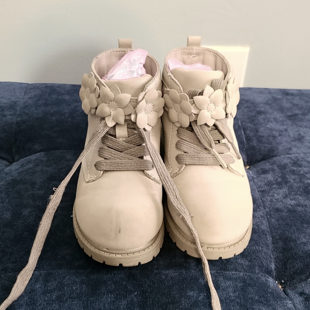 Carter's Girl Boot, 11M, Grey